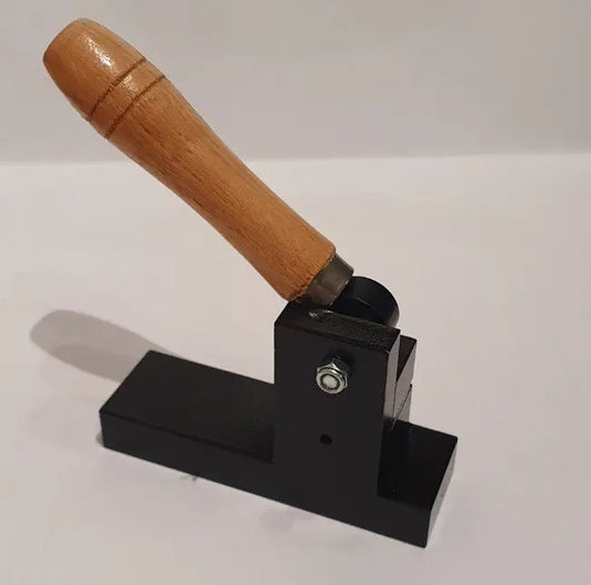Crimpatore per cartucce Cal .22 LR ZEM