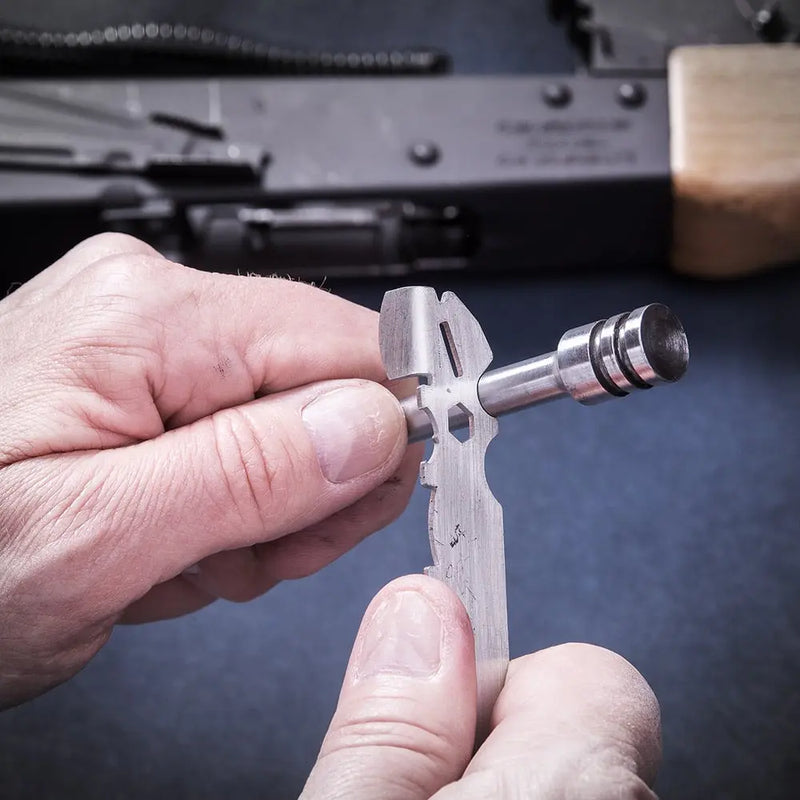 Laden Sie das Bild in Galerie -Viewer, Gun Boss AK-47 Cleaning Kit REAL AVID

