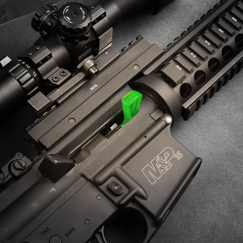 Laden Sie das Bild in Galerie -Viewer, Gun Boss AR-15 Cleaning Kit REAL AVID
