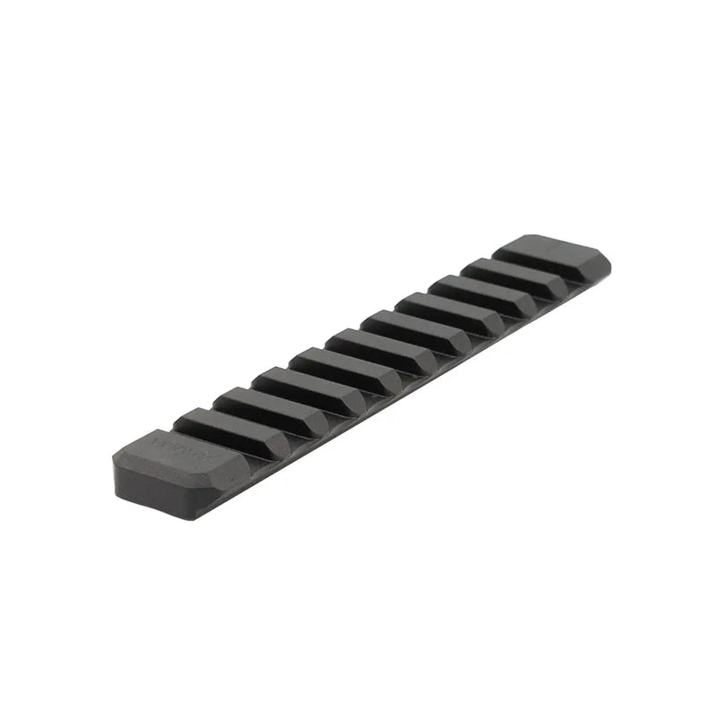 Load image into Gallery viewer, VISION UNIVERSAL TOP COVER PICATINNY RAIL 20 MOA – Slitta per Vision Chassis VISION
